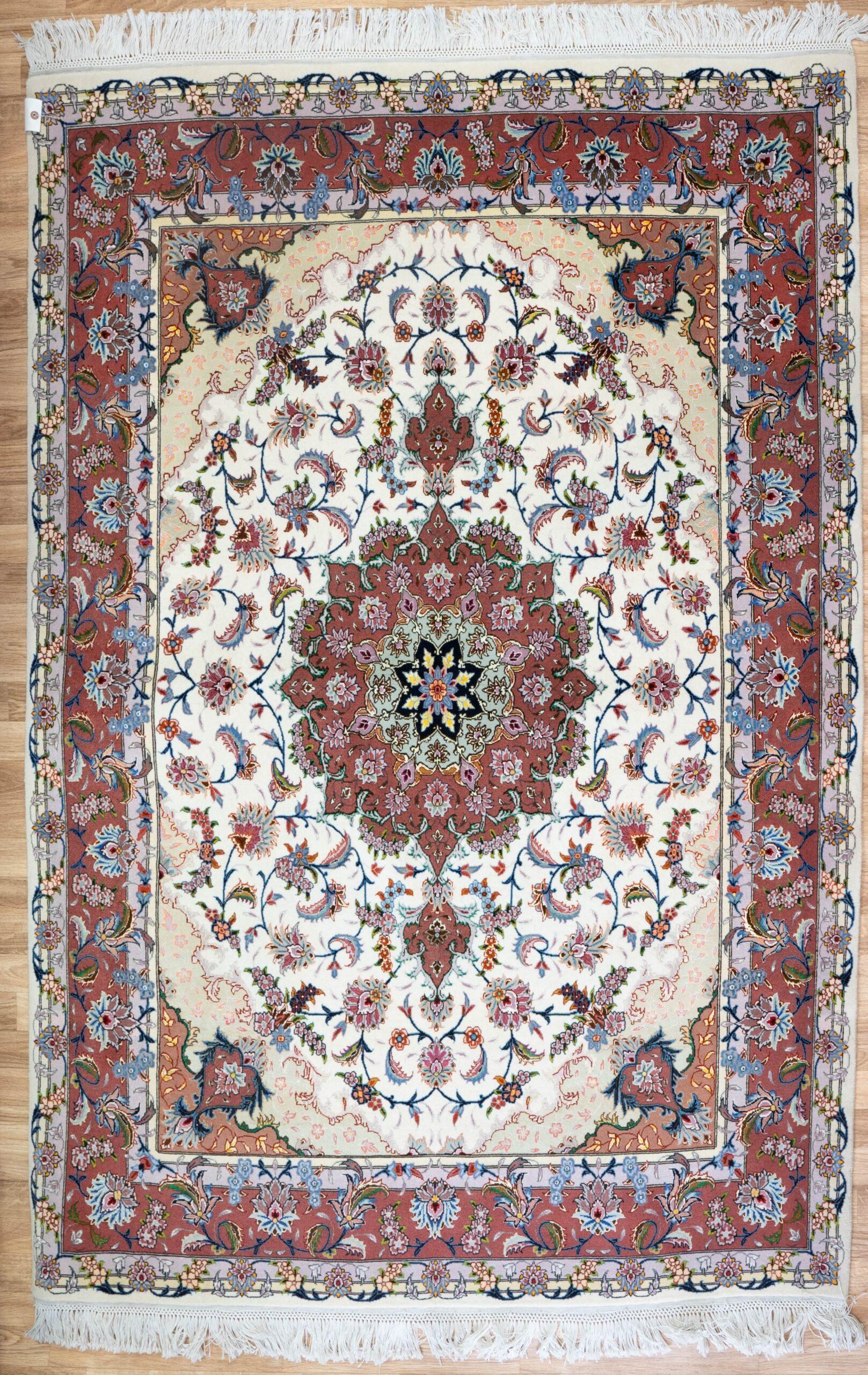 Tabriz Wool Silk Rug 5'x7' View 1