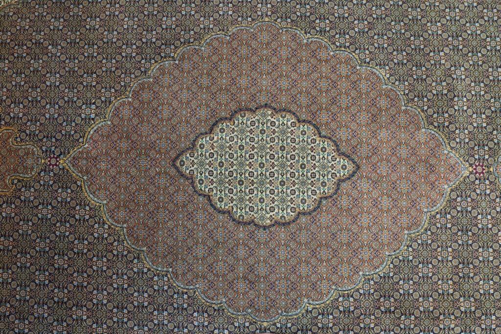 Tabriz Wool Rug 9.1'x12.9' View 4
