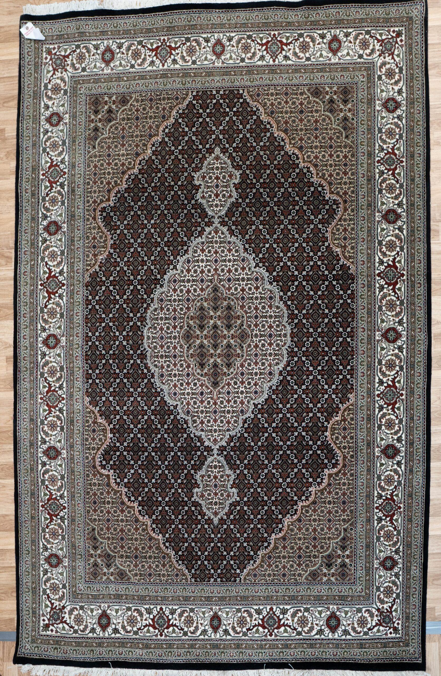 Tabriz Rug 5.10'x8'