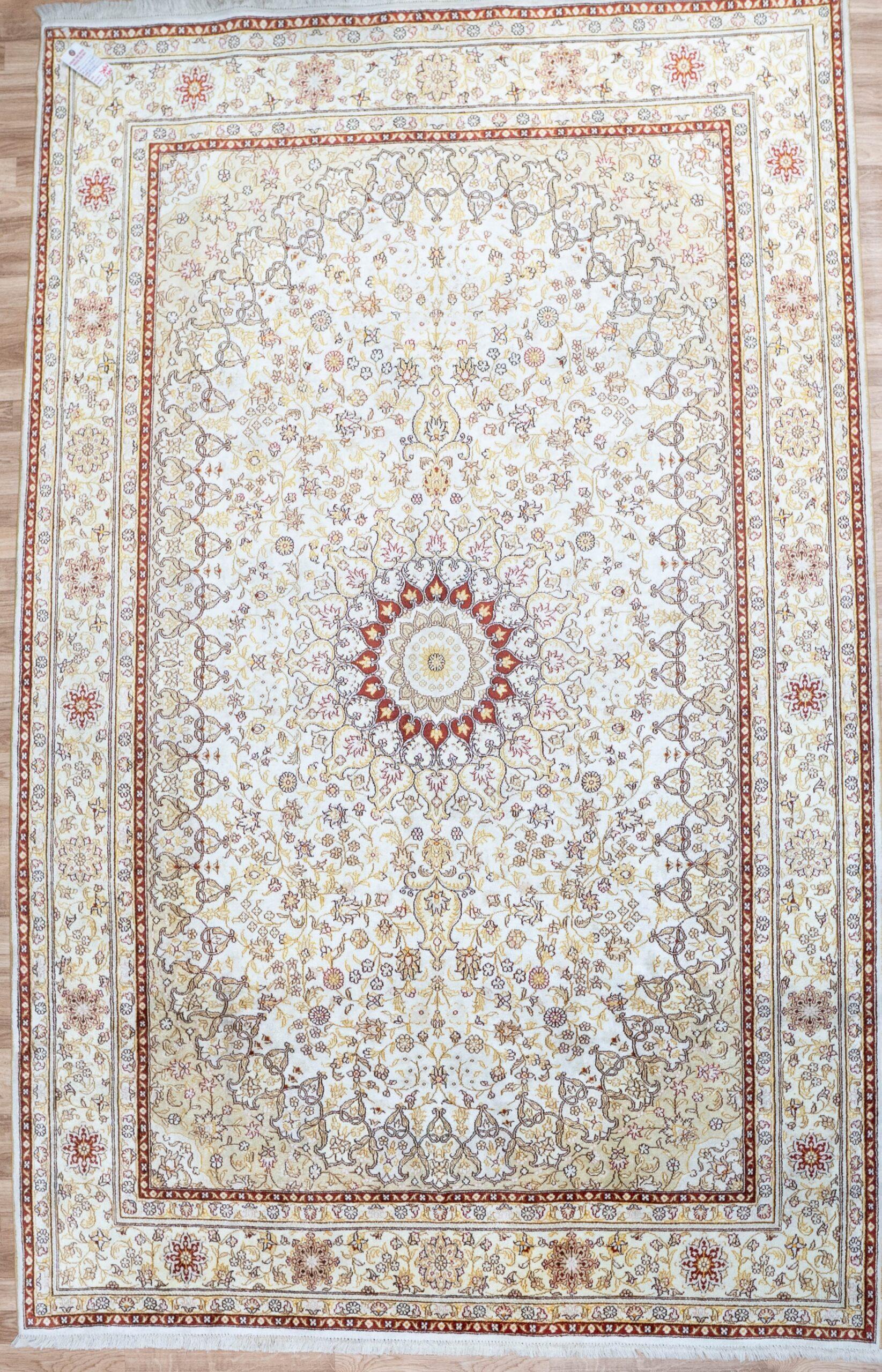 Qum Design Silk Rug 6'x9'