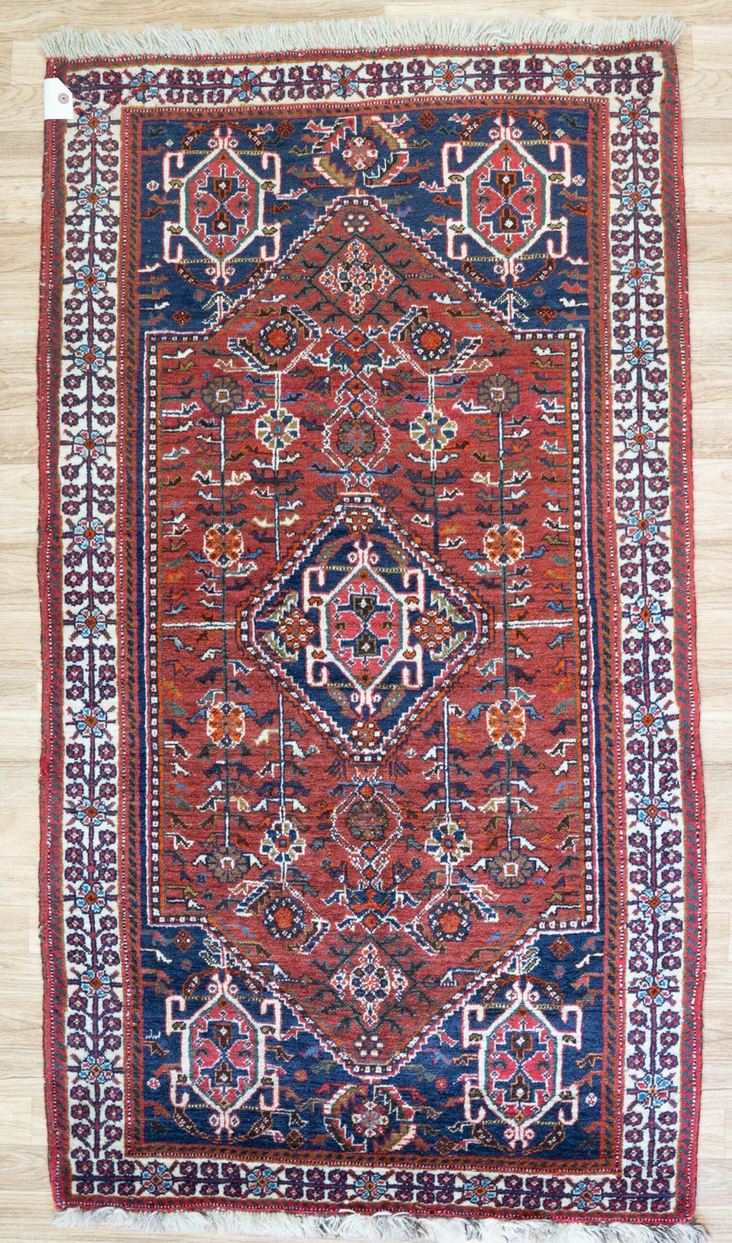 Qashqai Wool Rug 2.4'x5'