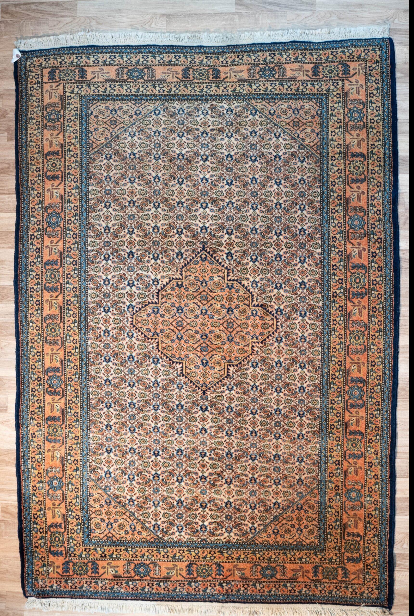 Moud Wool Rug 4'x7'