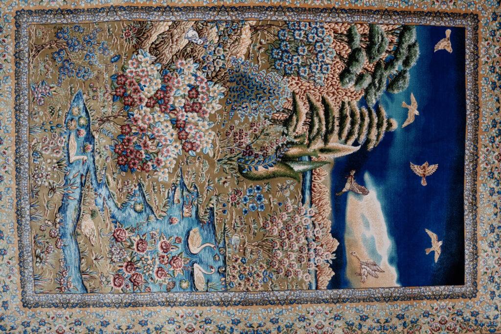 Qum Design Silk Rug 3.5'x5' View 2