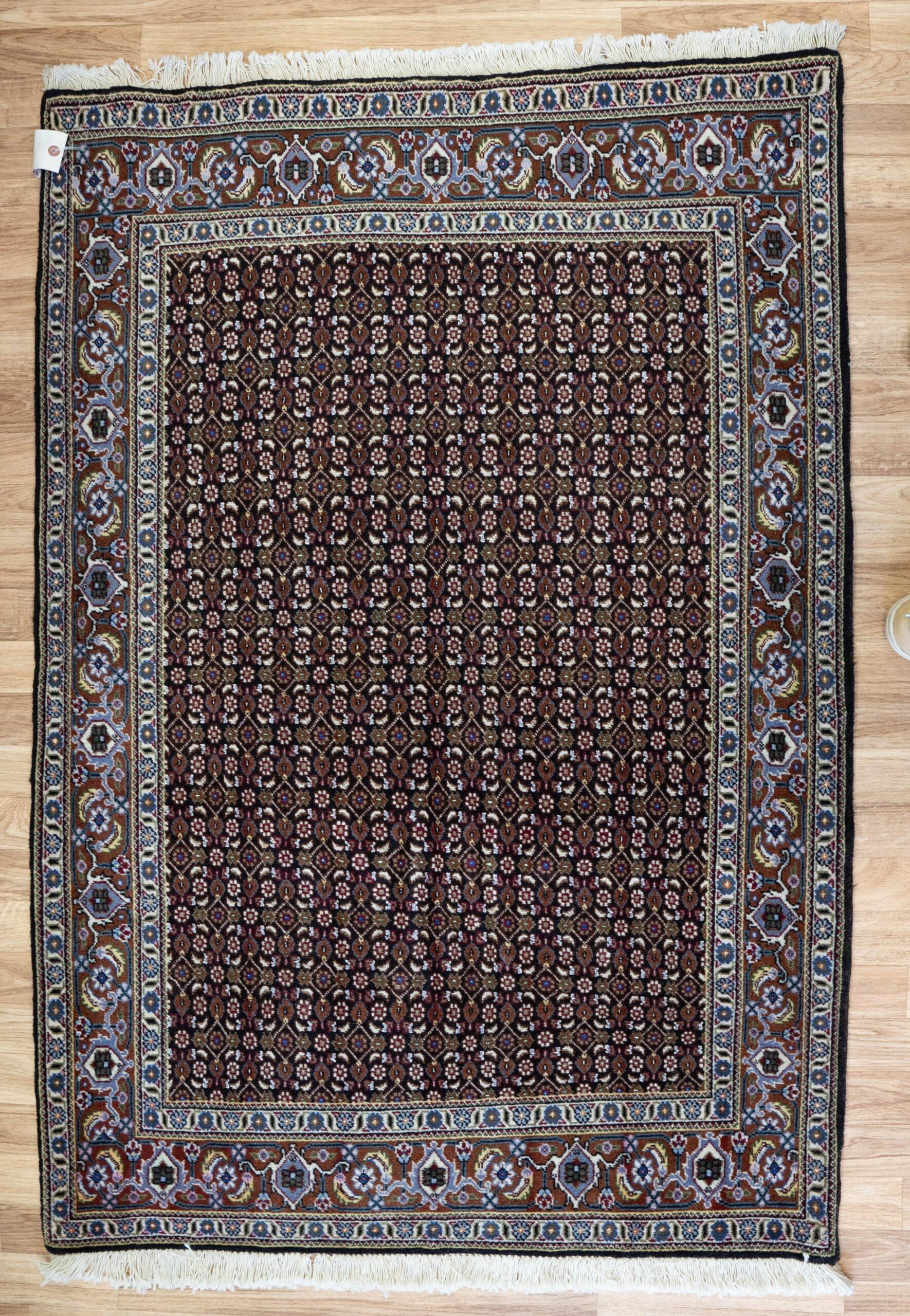Tabriz Wool Silk Rug 3.2'x5.2'