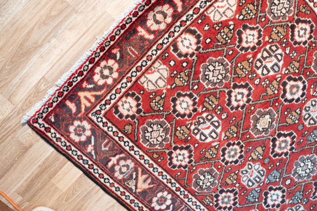 Bakhtiar Rug 4.6'x6.6' View 4