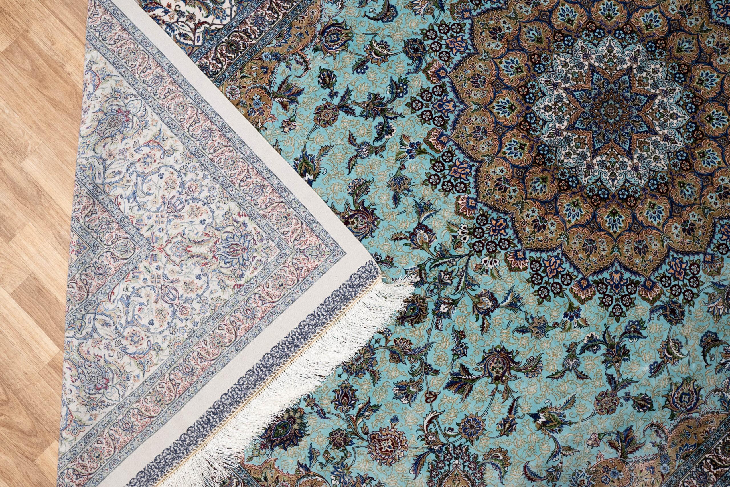 Qum Design Wool Rug 7'x10' View 5