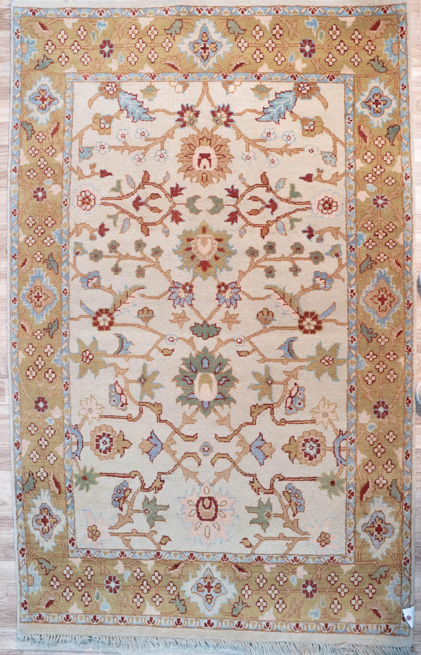 Chobi Wool Rug 4'x6'