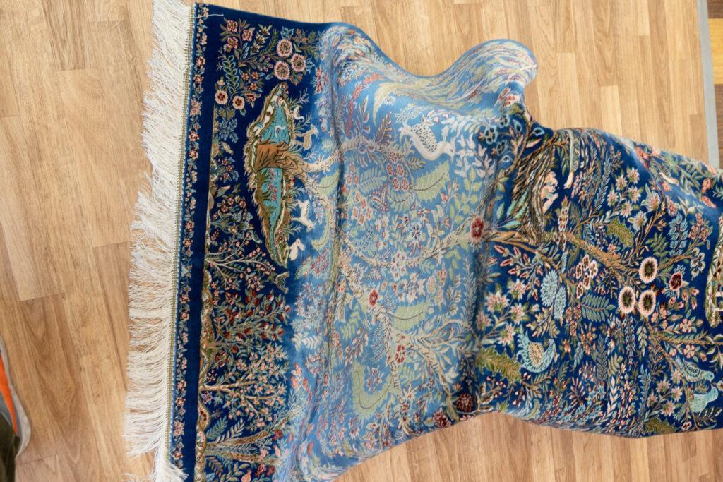 Qum Design Silk Rug 3'x5' View 2