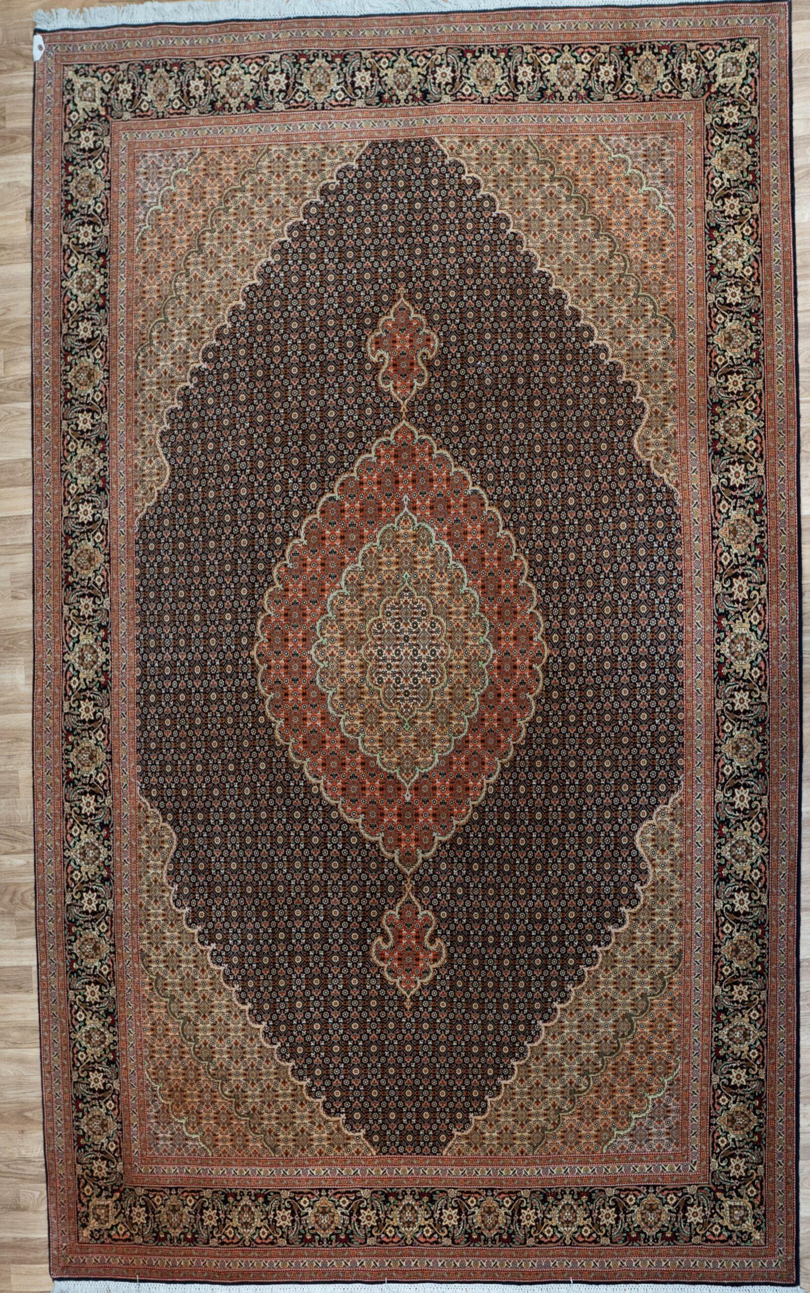 Tabriz Wool Silk Rug 6.9'x9.9'