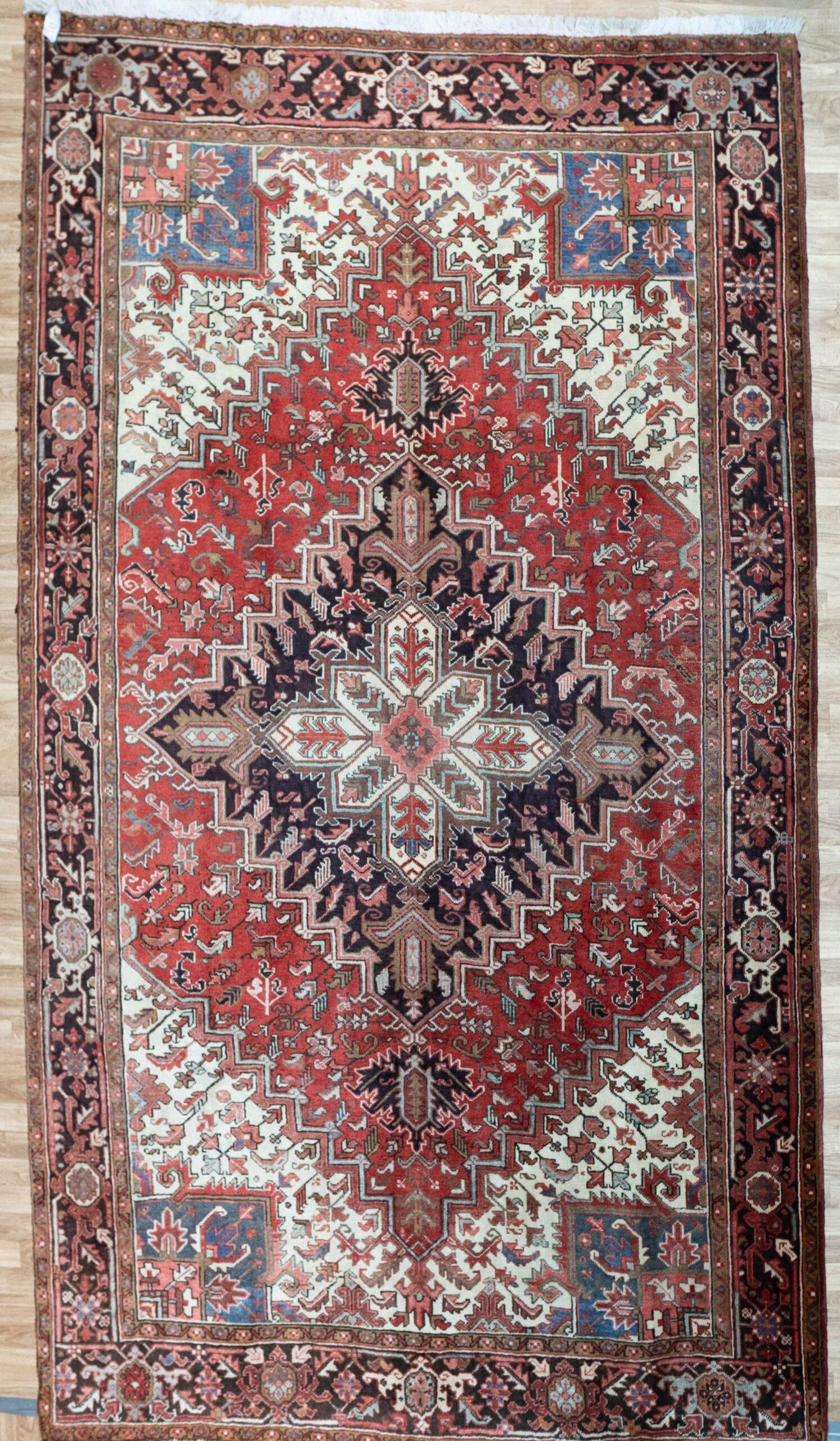 Heriz Wool Pile Rug 8'x11'