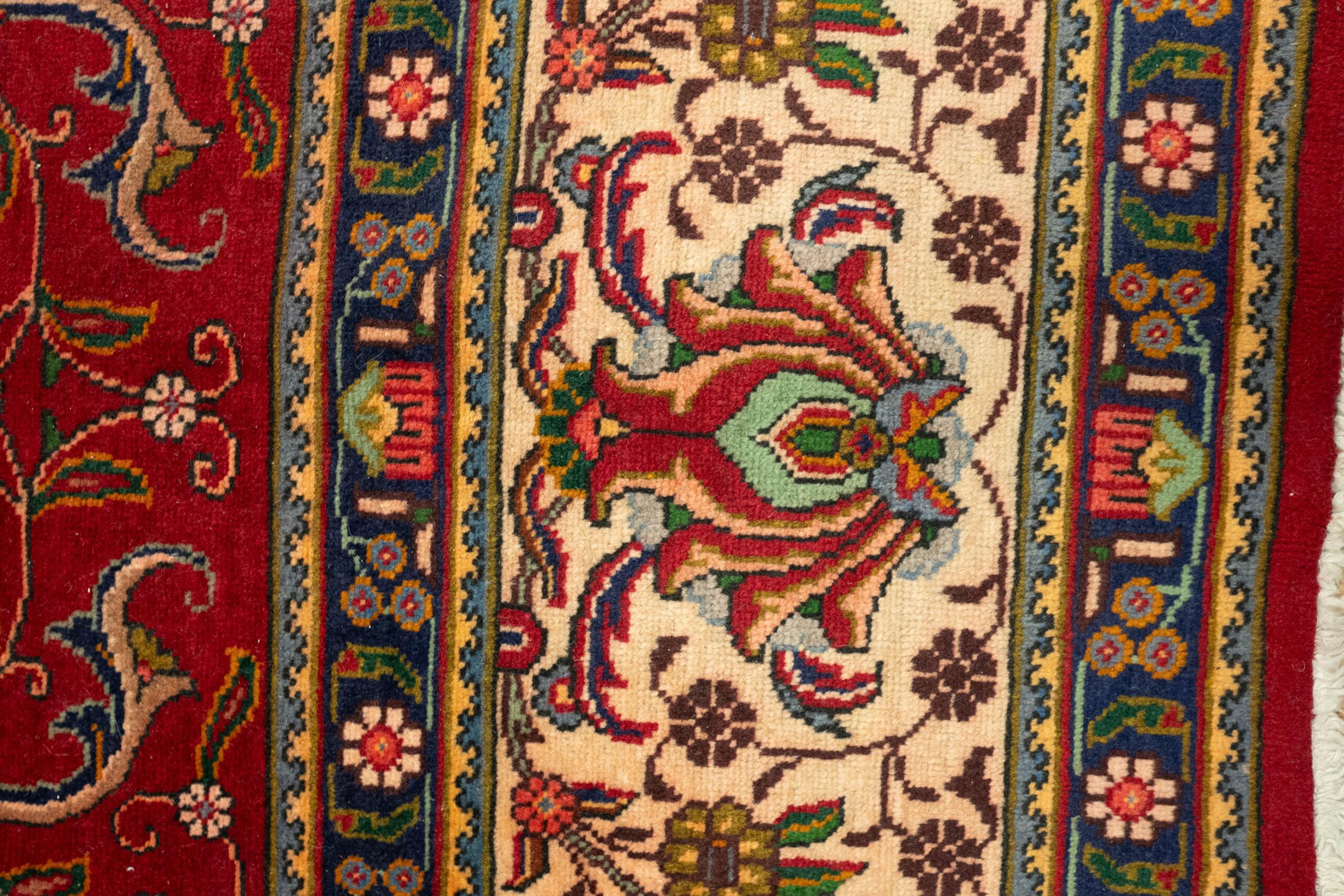 Tabriz Rug 11.6x11.6 View 3