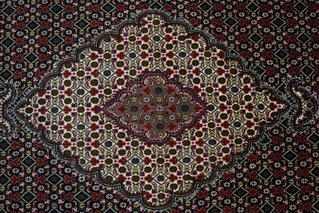 Tabriz Wool Silk Rug 6.9'x9.9' View 4