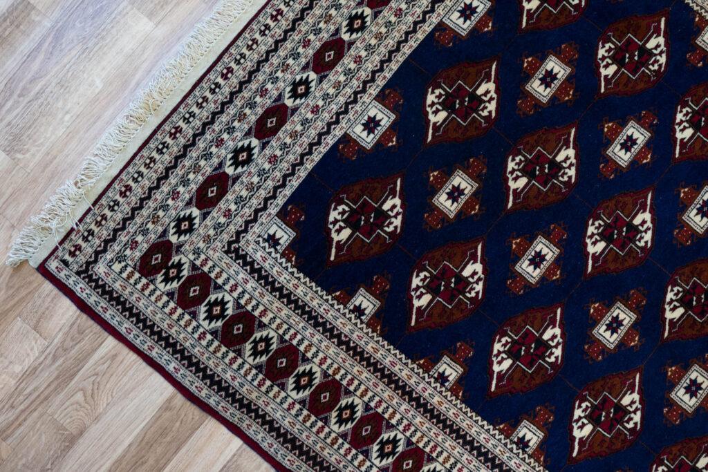 Turkmen Silk Base Rug 4.1'x5.8' View 3