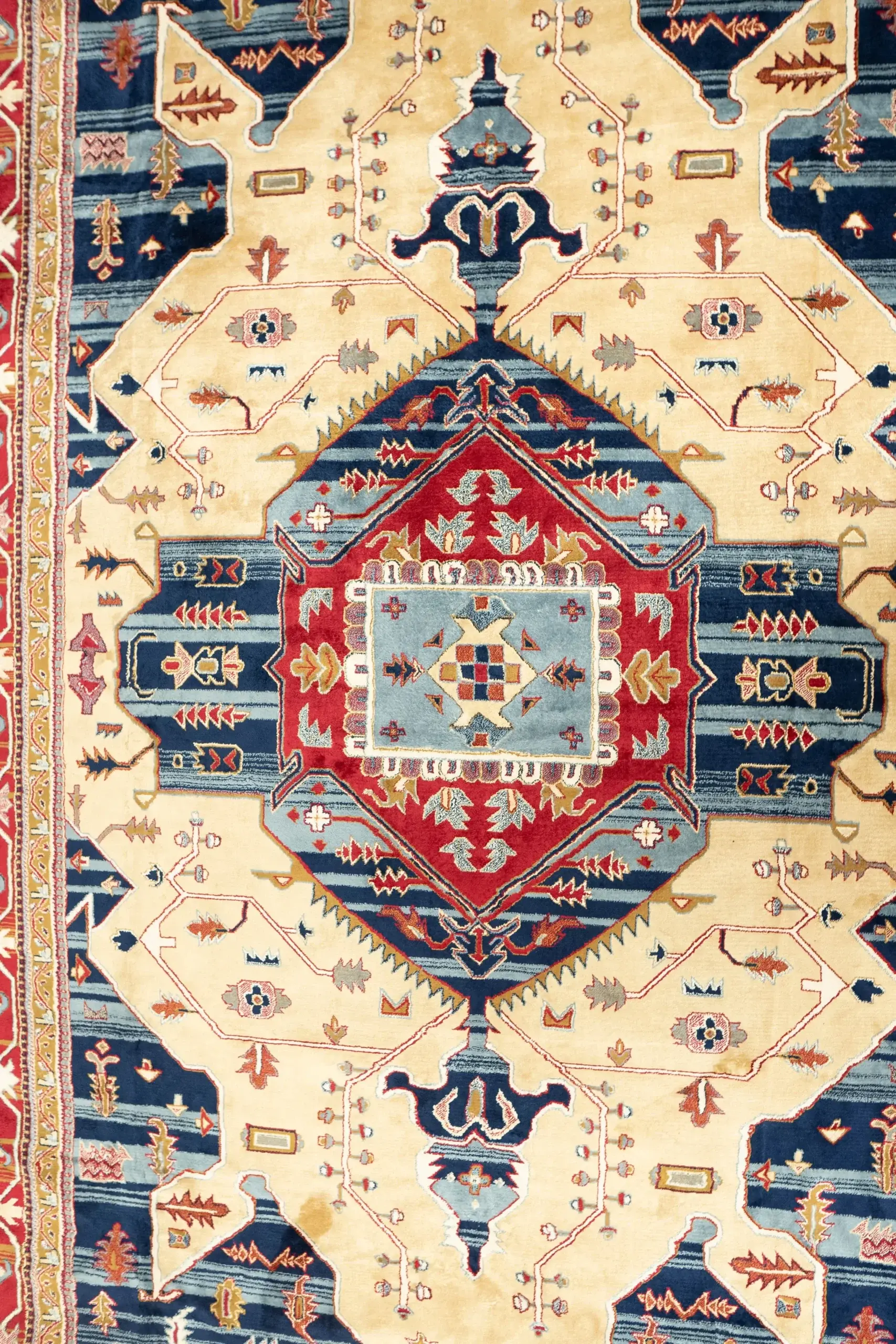 Hariz Wool Rug 6.4 x 9.6