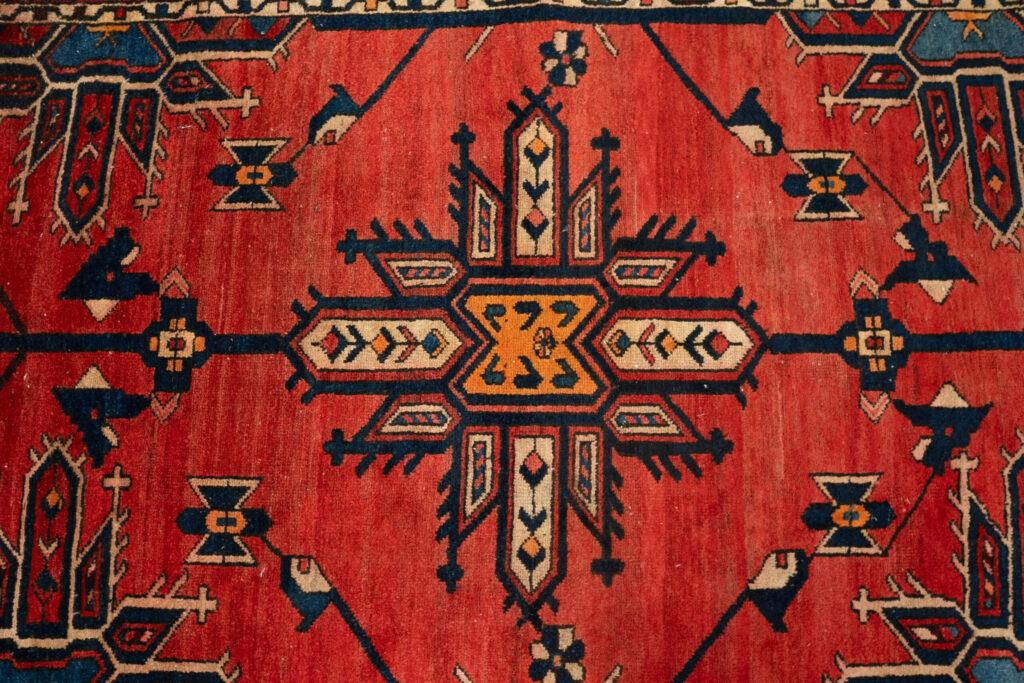 Bakhtiari Wool Rug 9.11x5.3 View 1