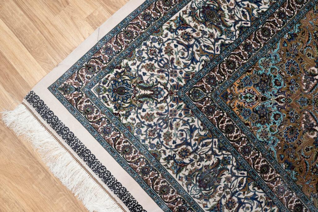 Qum Design Silk Rug 6.8'x9.8' View 3