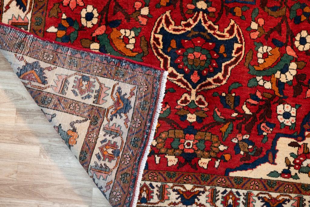 Bakhtiari Wool Rug 5.4'x6.7' View 6