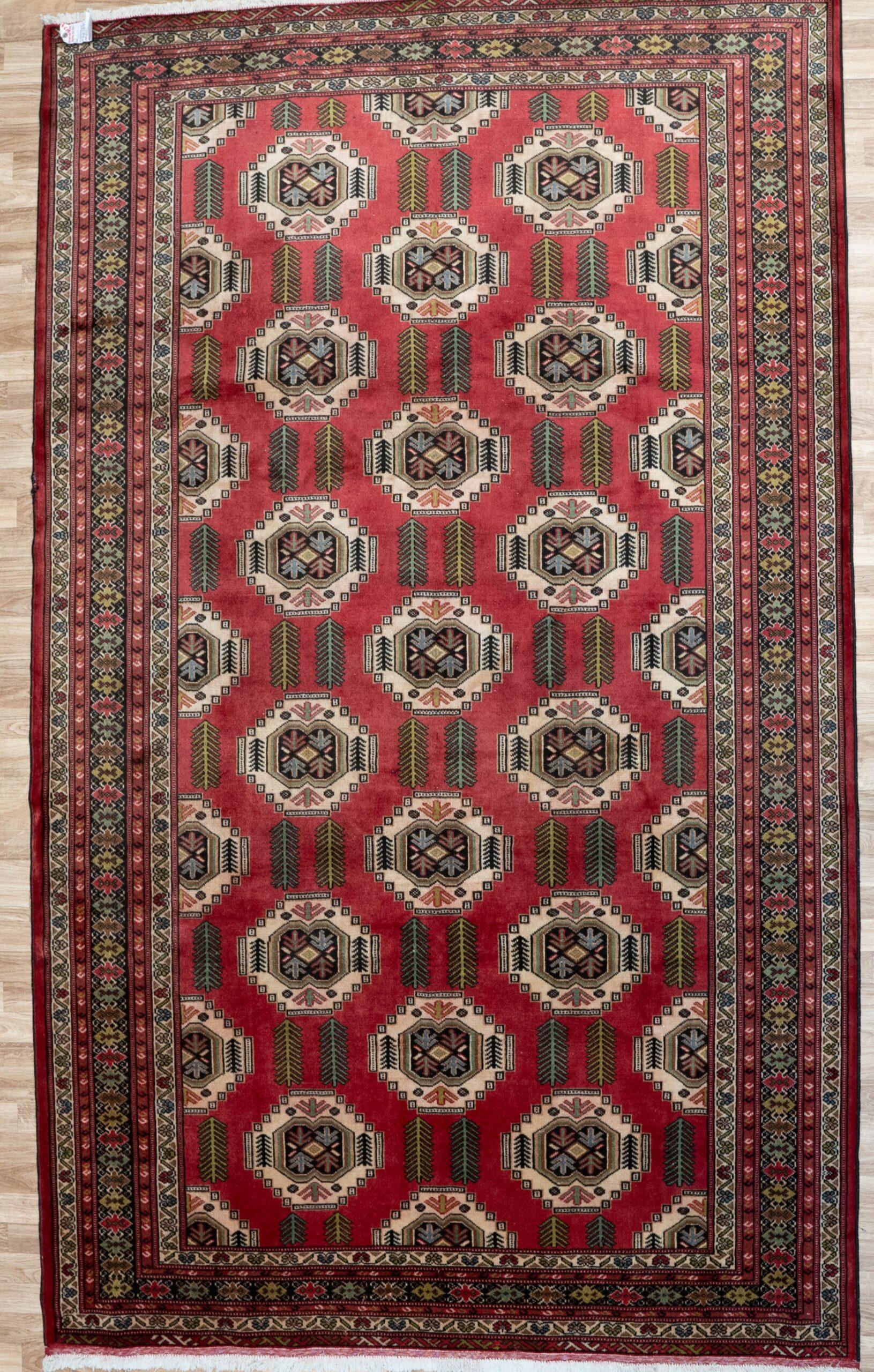 Turkmen rug 6.9'x9.9' View 2