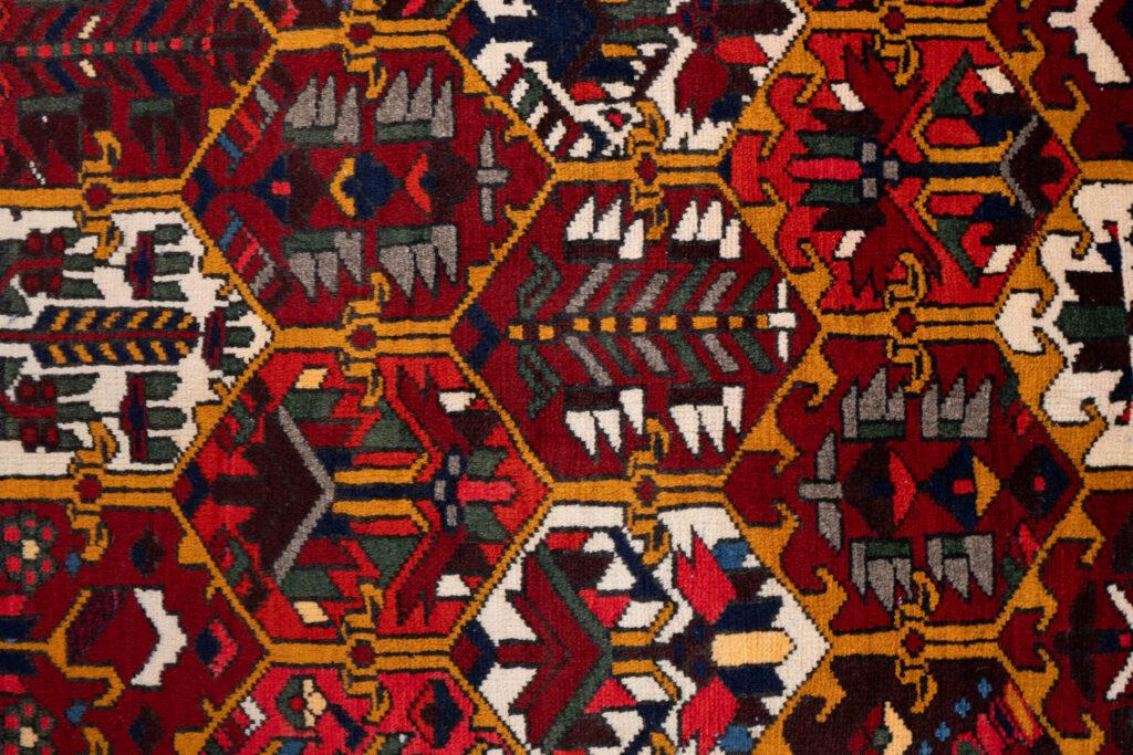 Bakhtiari Wool Rug 6.8x9.8 View 1