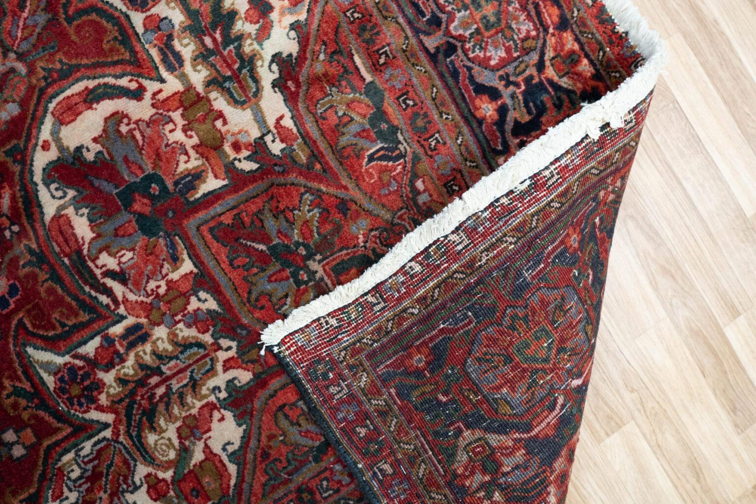 Heriz Wool Rug 10'x13' View 2