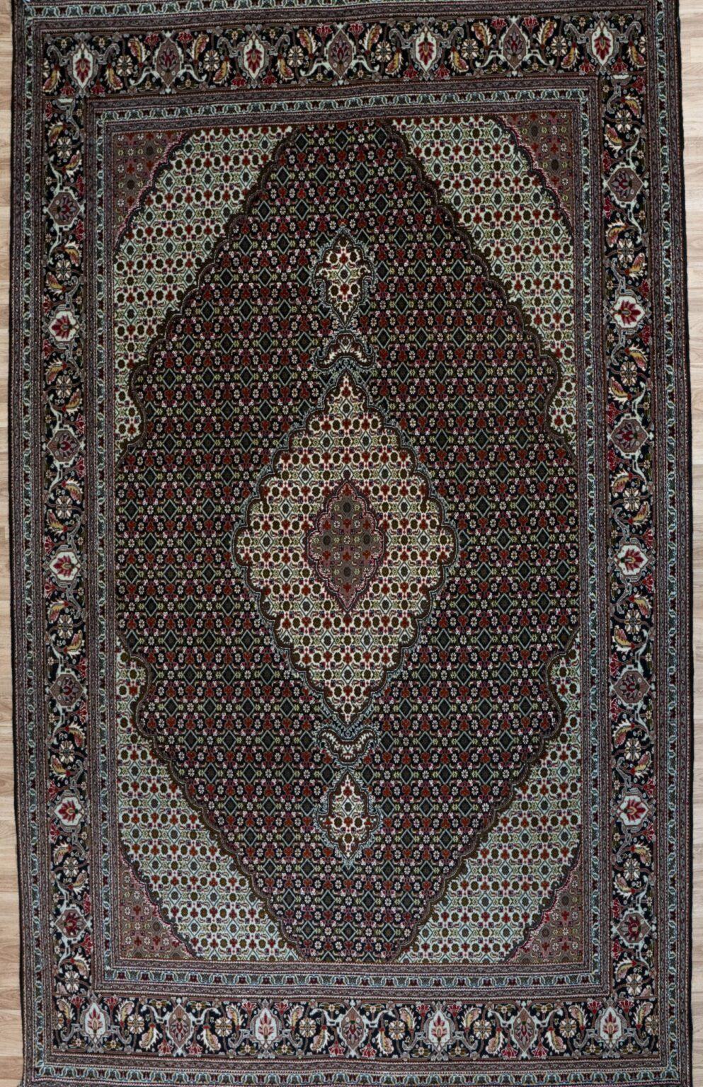 Tabriz Wool Silk Rug 6.9'x9.9' View 2