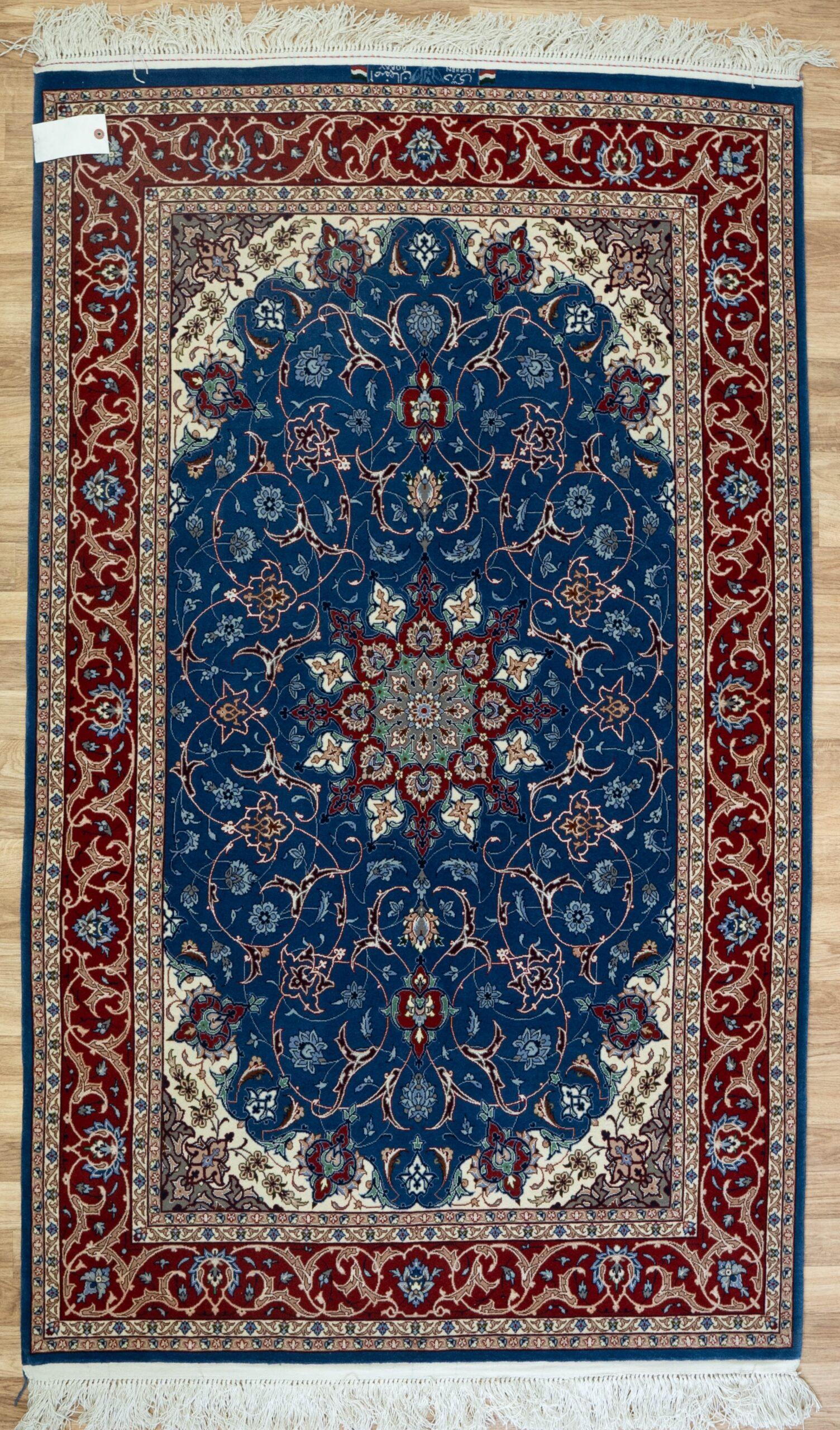 Isfahan Wool Silk Rug 3.10'x5.11'
