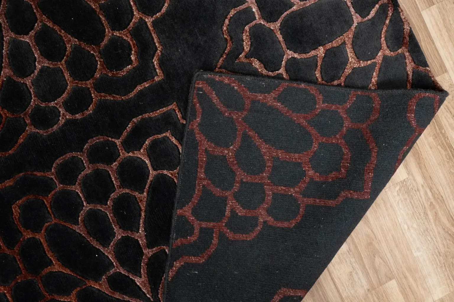 Tibet Wool Silk Rug 8 x 6' View 2