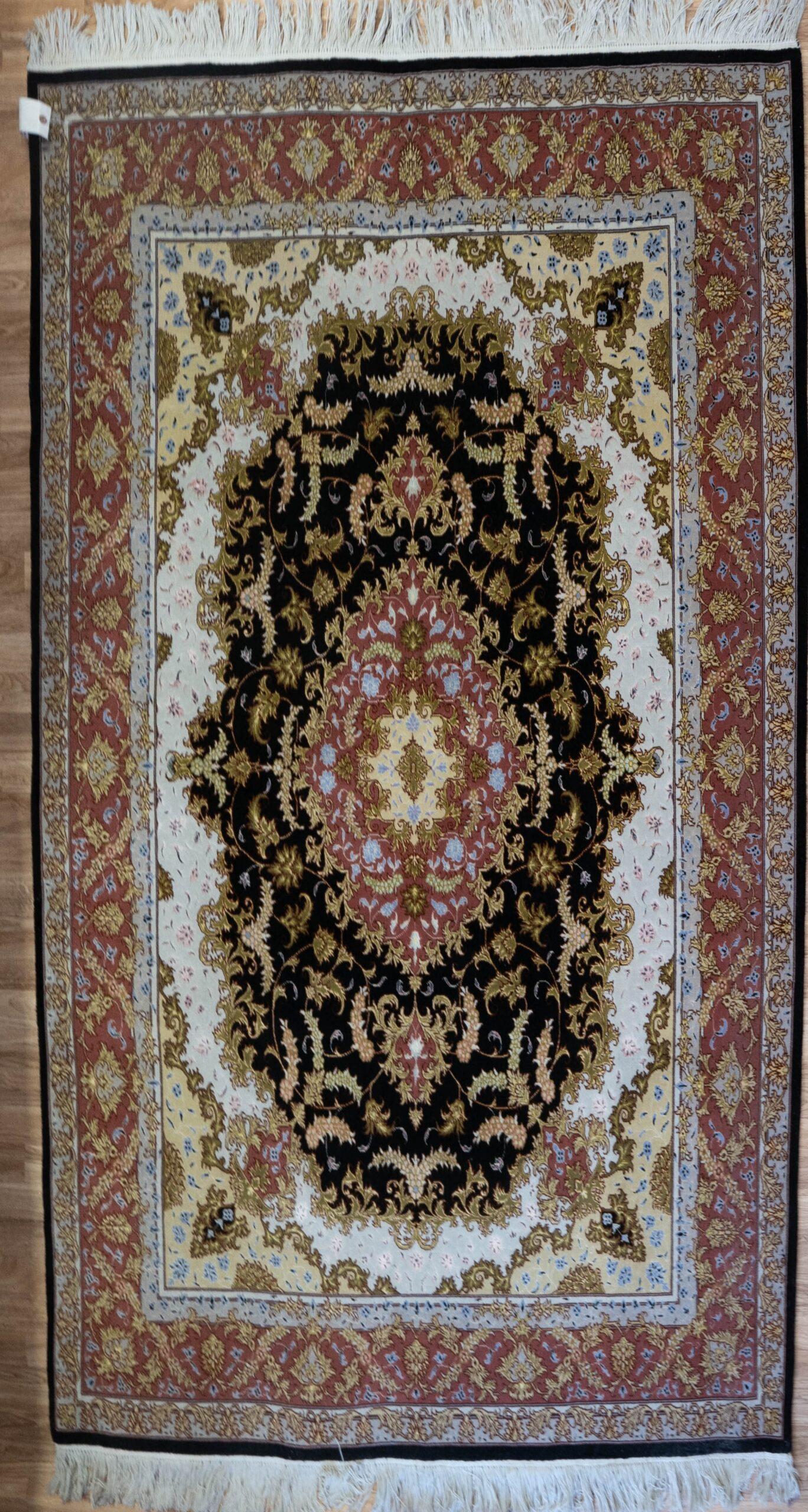 Tabriz Wool Silk Rug 5.6'x7.6' View 6