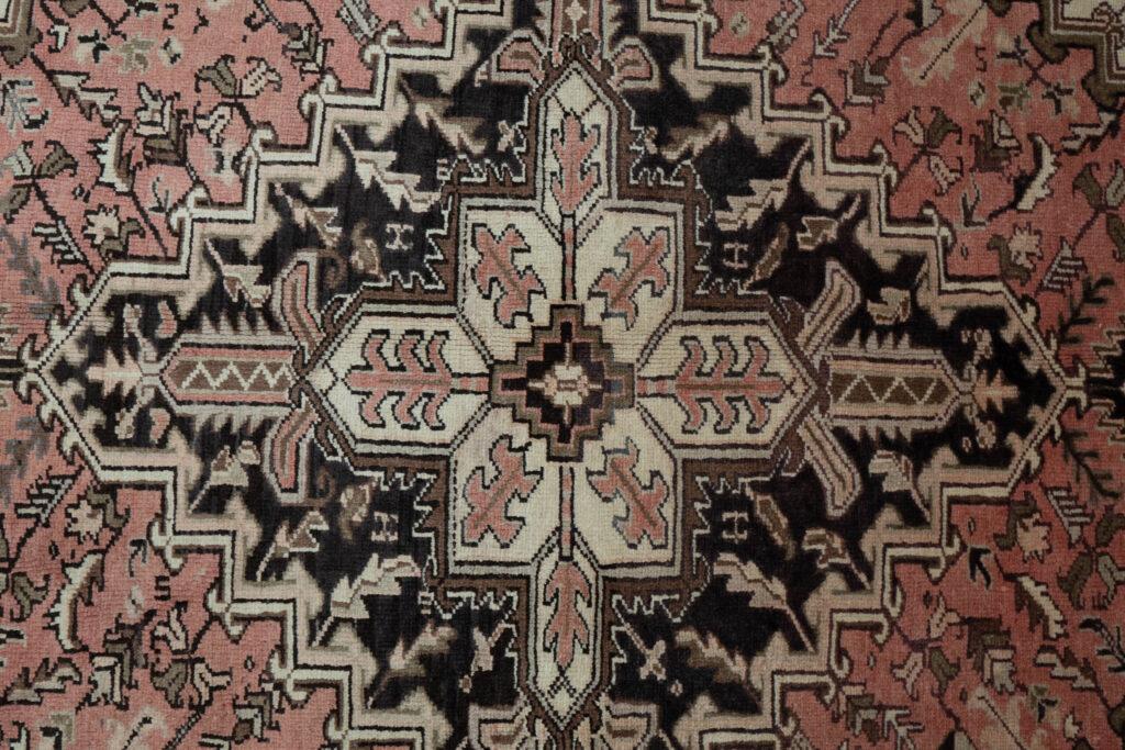 Heriz Wool Rug 6.9'x9.9' View 1