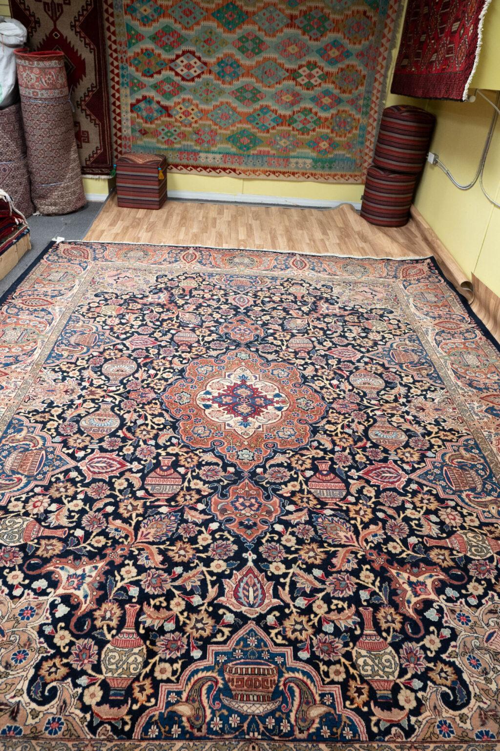 Kashmer Rug 9.7x12.7 View 5