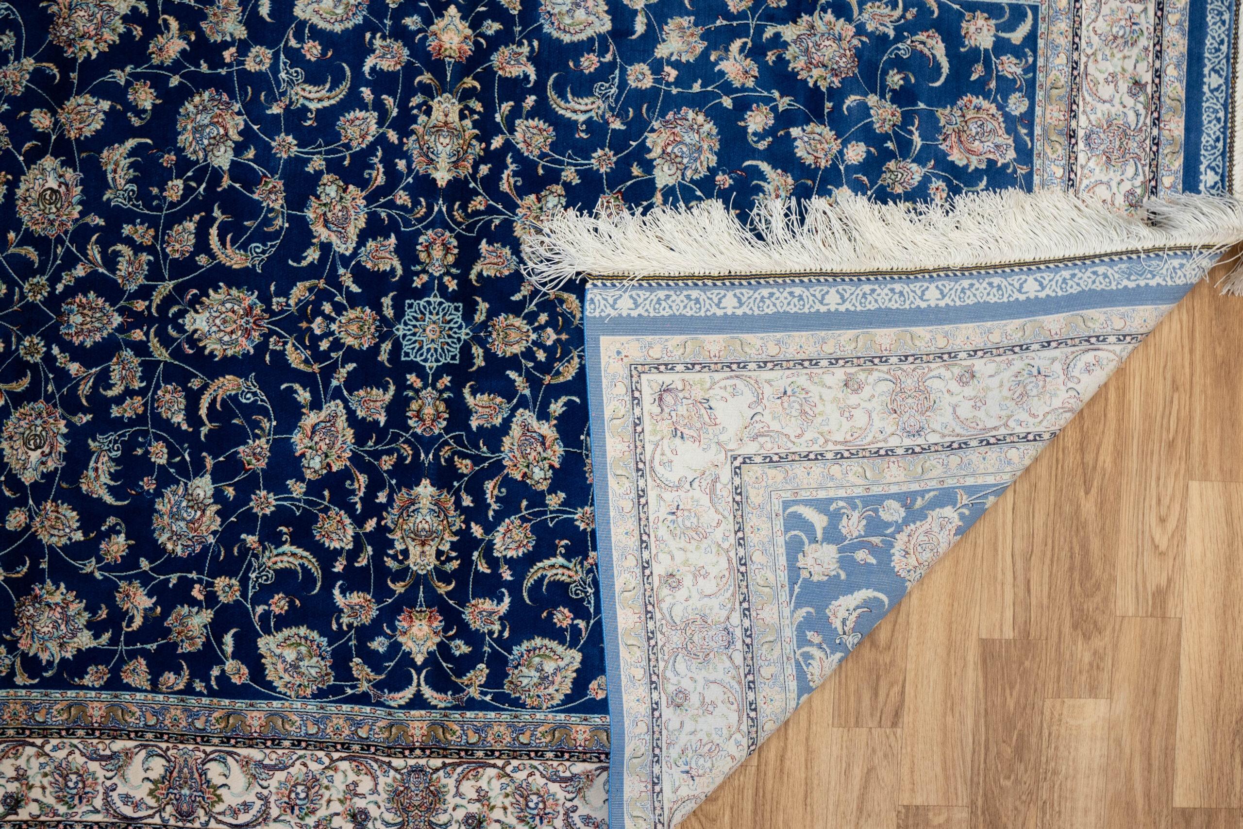 Qum Design Silk Rug 3'x5' View 4