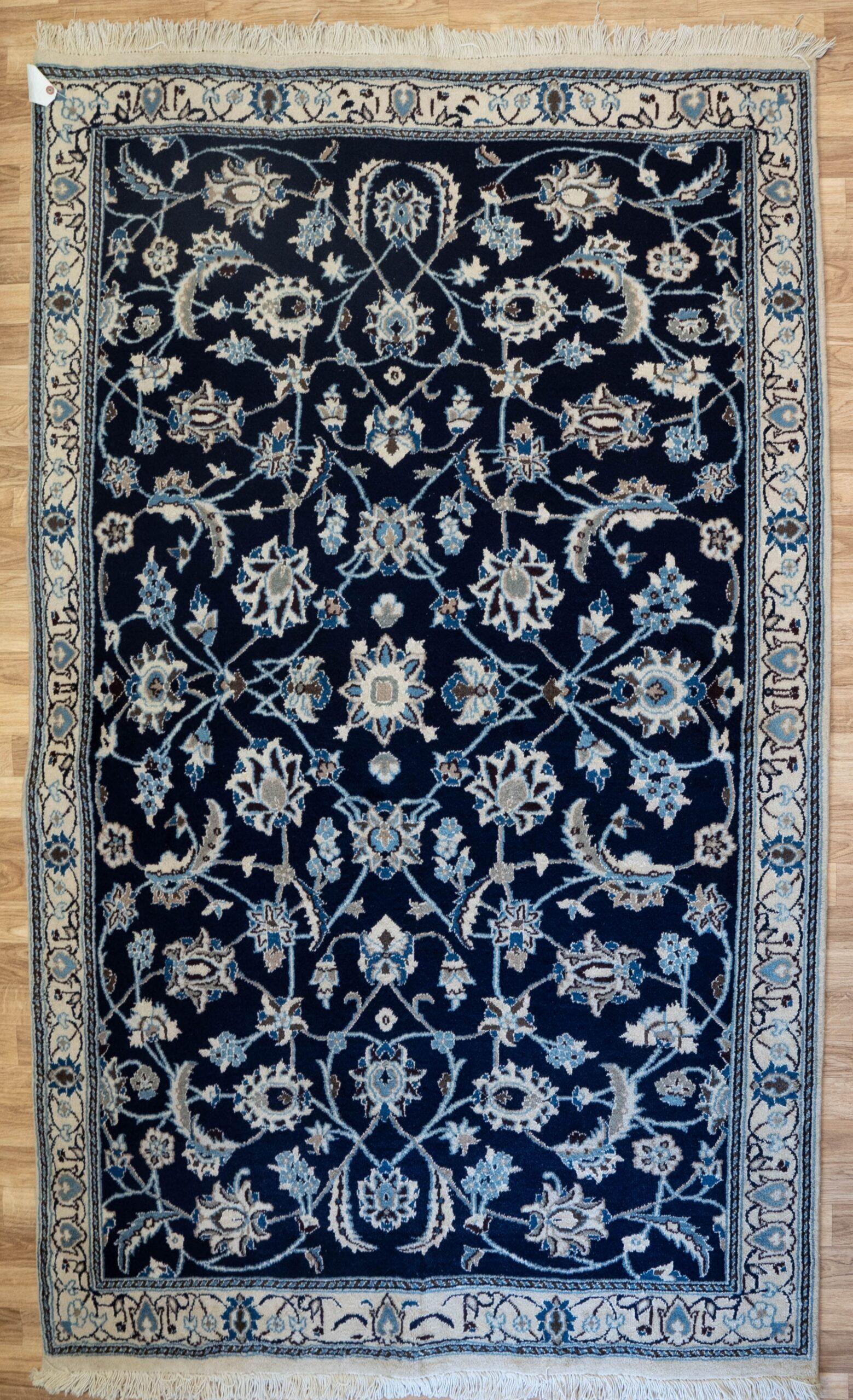 Nain Wool Silk rug 4.8'x6.8'