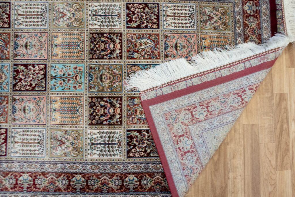 Qum Design Silk rug 3.2'x4.10' View 4