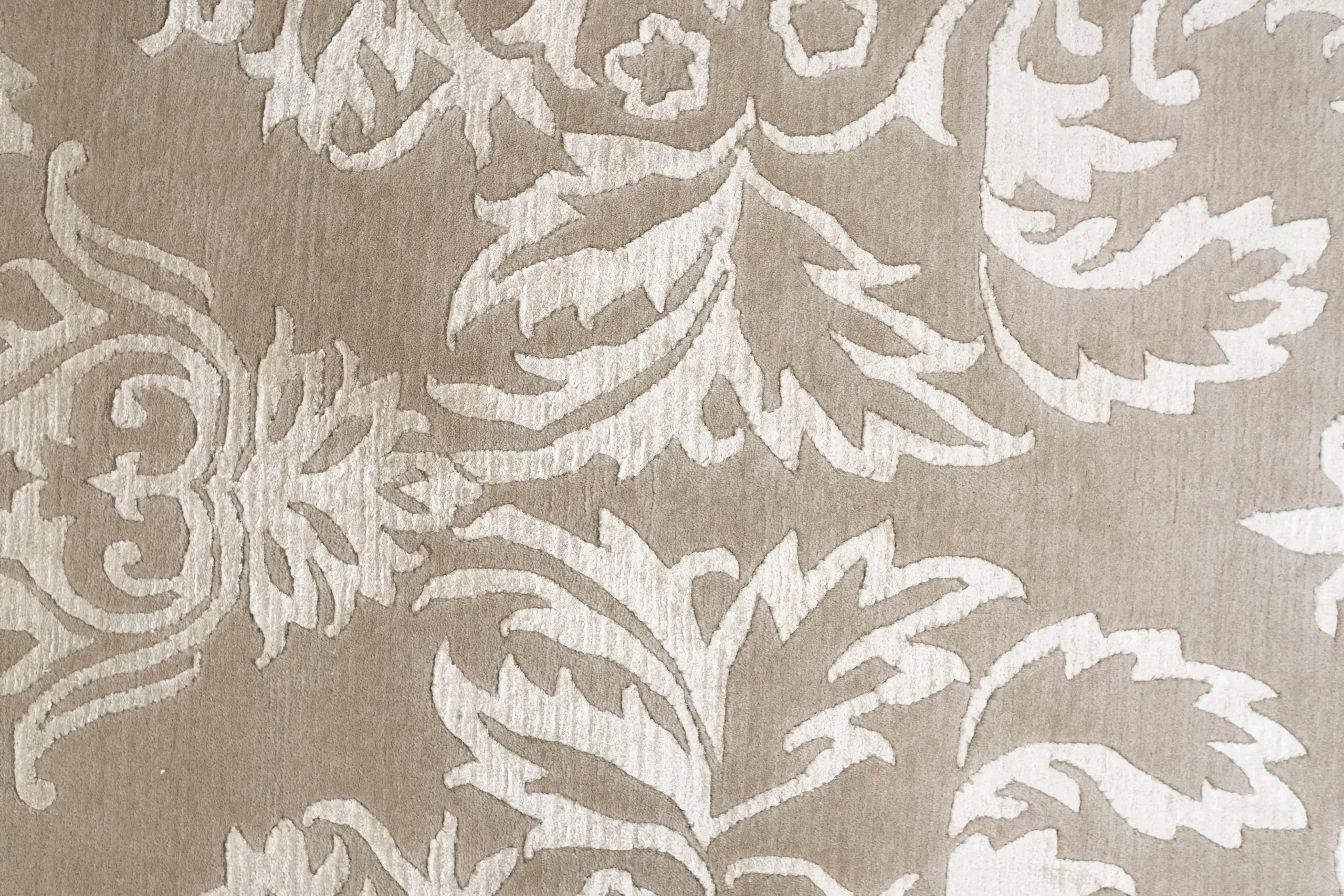 Tibet Wool Pile 5.7 x 7.11 View 1