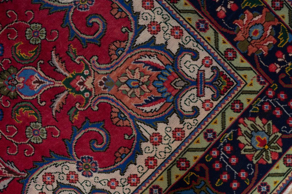 Tabriz Wool Rug 9.8'x12.9' View 4