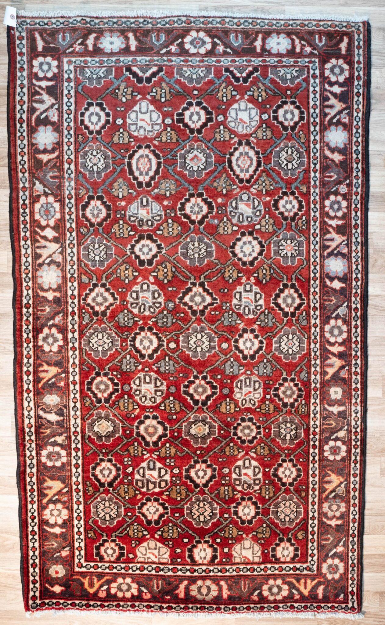 Bakhtiar Rug 4.6'x6.6' View 1