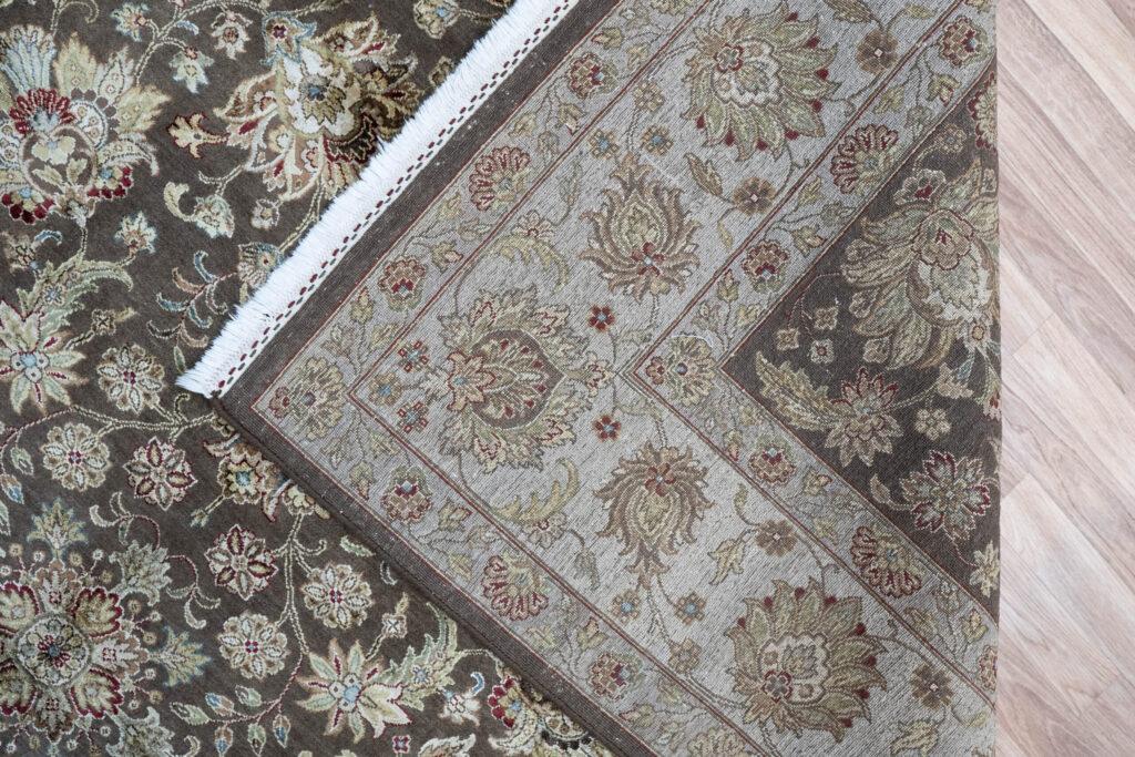 Tabriz Wool Silk Rug 6'x9' View 5